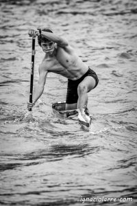 Remando en la adversidad